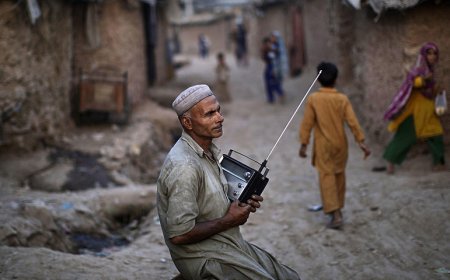 पाकिस्तानी एफएम रेडियोमा भारतीय गीतको प्रसारणमा रोक