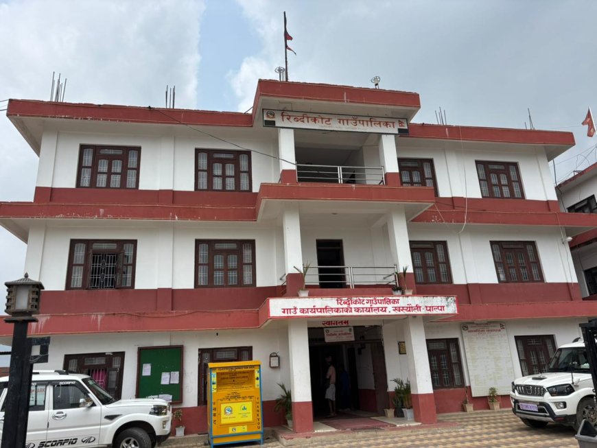 कृषिक्षेत्रमा आत्मनिर्भर बन्दैै रिब्दीकोट गाउँपालिका : मुख्य सडकमा भने समस्या ।