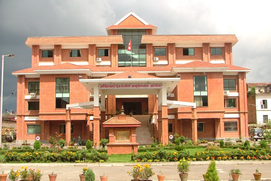 उपत्यका विकास प्राधिकरणका तत्कालीन विकास आयुक्तविरुद्ध भ्रष्टाचार मुद्दा